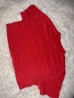 Lululemon PINK crop top